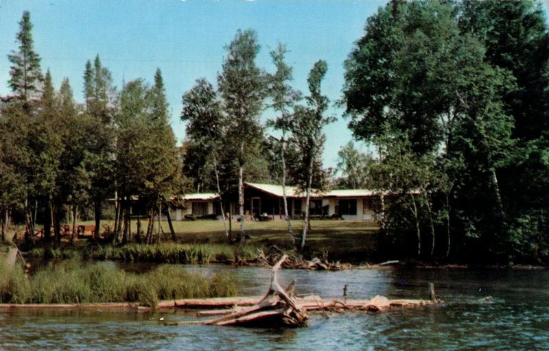 Gates Au Sable Lodge (Canoe Inn) - Vintage Postcard (newer photo)